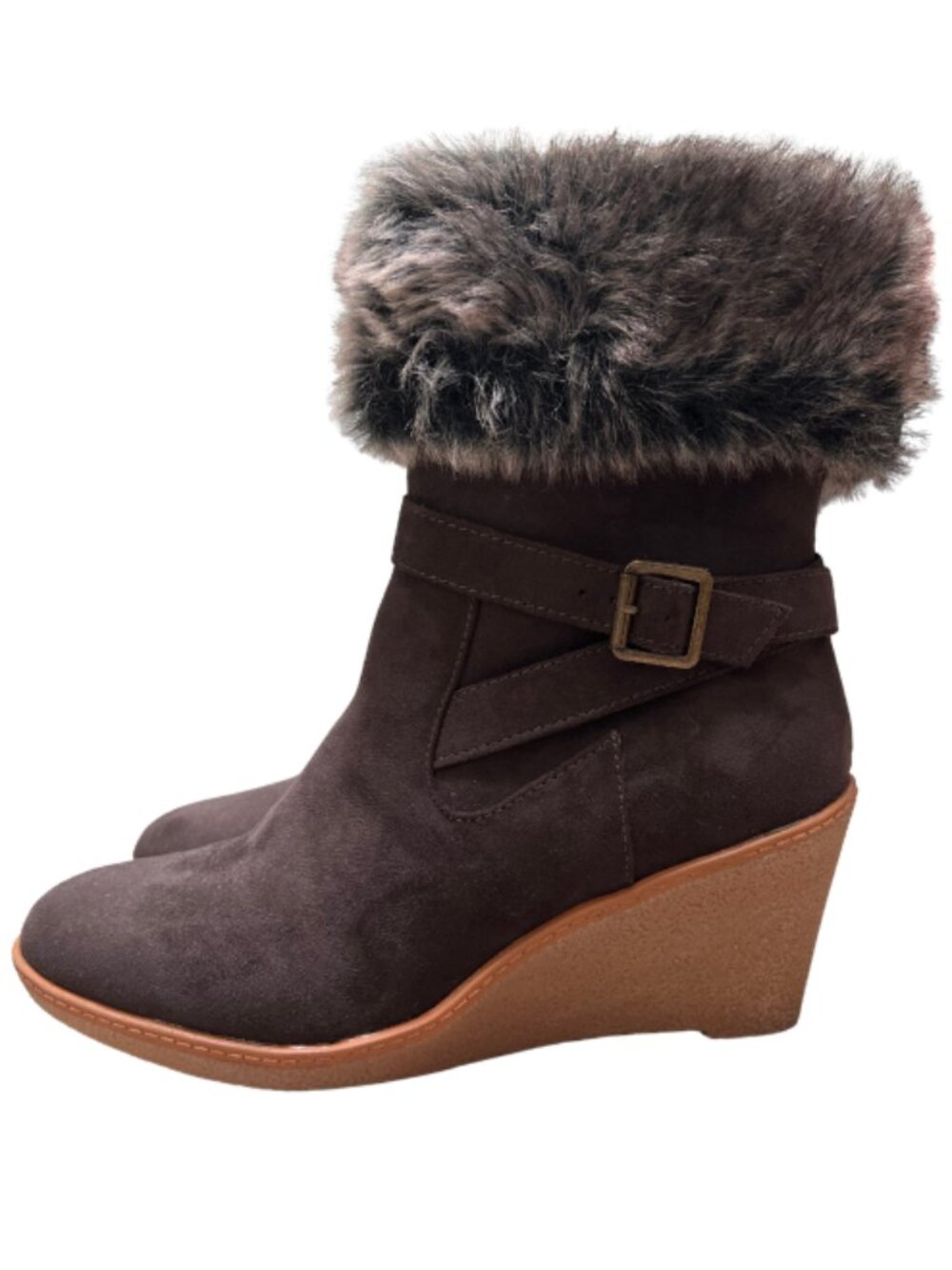 NEVER WORN Brown Suede Wedged Boots